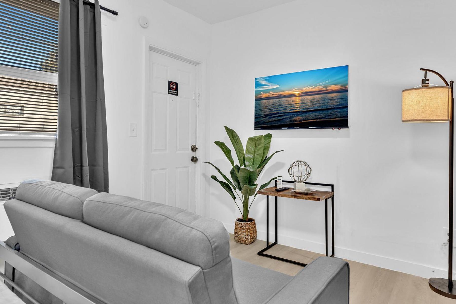 Young Circle & Hollywood Blvd Posh Studio Suite Exterior foto